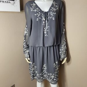 White House Black Market Gray  Embroidered Dress Sz 12